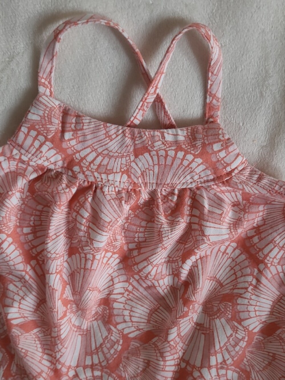 OshKosh B'gosh Pink and White Floral Tank Top with Cross-Back Straps - Picture 3 of 4